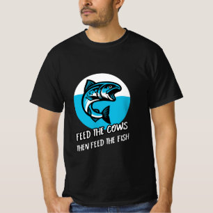 CAMISETA LOS AGRICULTORES ALIMENTAN A LAS VACAS Y LUEGO ALI