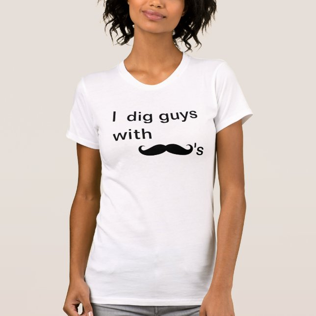 Camiseta Los bigotes son asombrosos (Anverso)