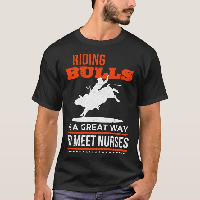 Camiseta Los Bulls De Viaje Es Una Excelente Manera De Cono (Anverso)