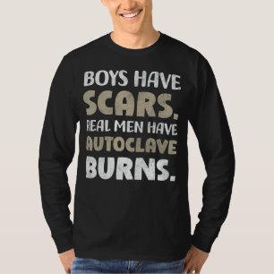 Camiseta Los Chicos Tienen Carreras Los Hombres De Verdad T
