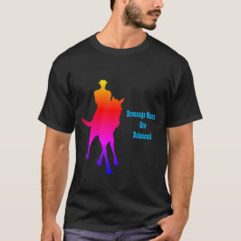 Camiseta Los ciclistas de vestimenta son un arcoiris equili