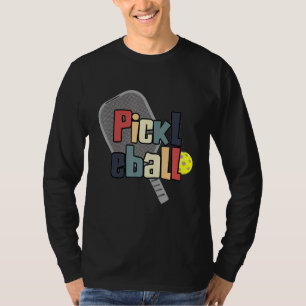 Camiseta Los colores retro de la pelota de futbol me encant