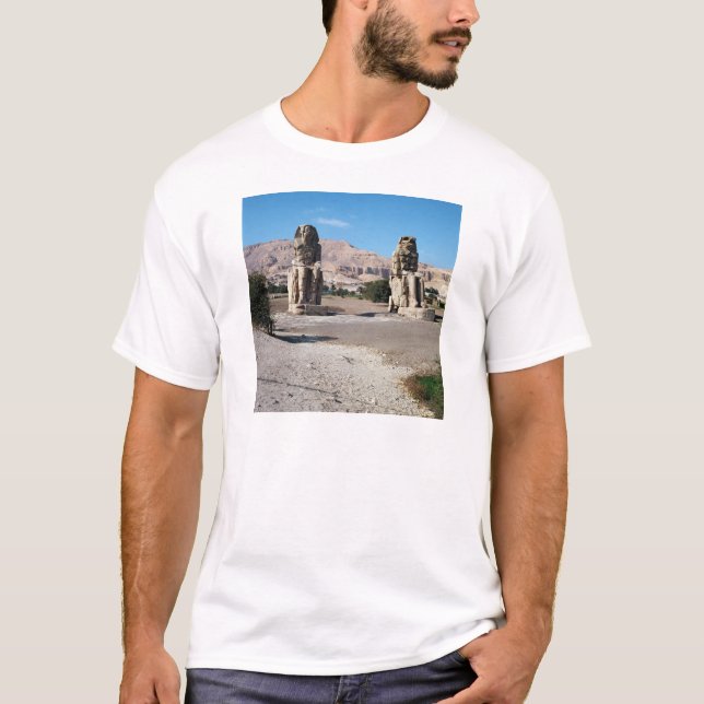 Camiseta Los colosos de Memnon, estatuas de Amenhotep (Anverso)