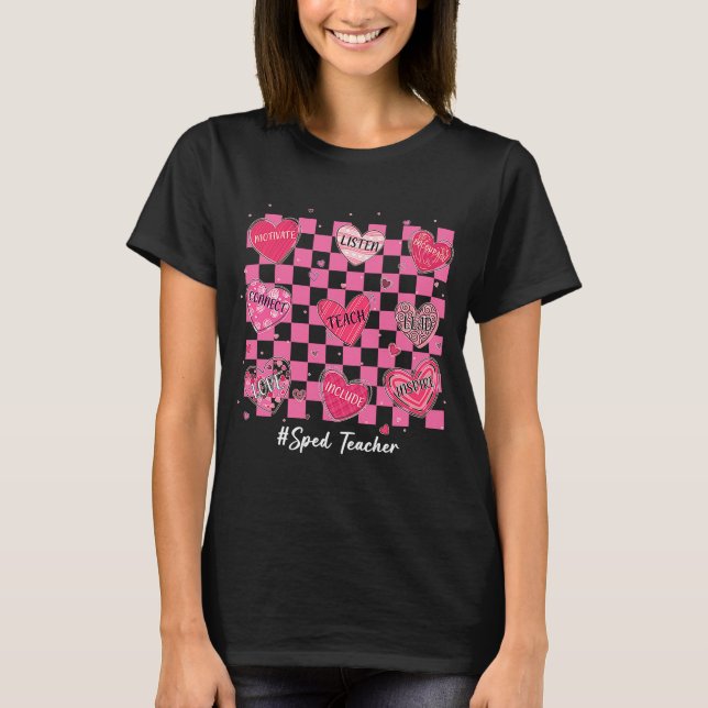 Camiseta Los corazones de los profesores de SPED enseñan am (Anverso)