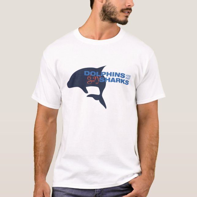 Camiseta Los delfínes son apenas tiburones gay (Anverso)