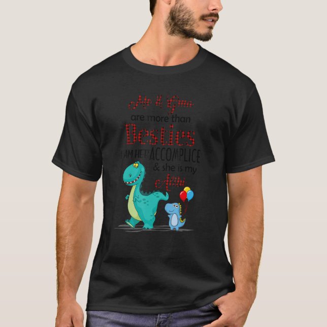 Camiseta Los Dinosaurios Gma Y Yo Somos Más Que Besties. (Anverso)