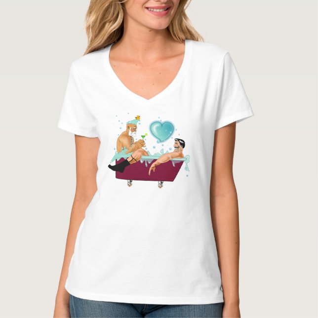 Camiseta Los dos hombres gay de SlipperyJoe aman la bañera  (Anverso)