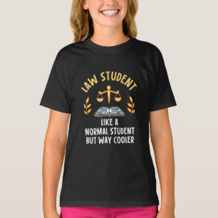 Camiseta Los Estudiantes De Derecho Son Más Fríos