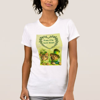 CAMISETA LOS GATOS DEL DÍA DE SAN PATRICK CON CORAZÓN