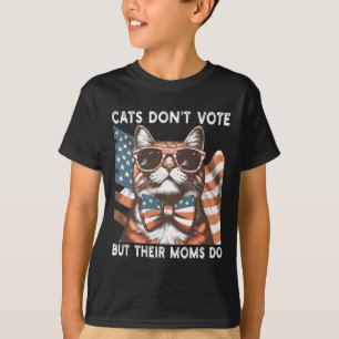 Camiseta Los Gatos No Votan Pero Sus Madres Sí Usa Sin Hijo