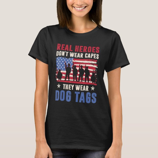 Camiseta Los héroes de verdad no llevan gorras que usan eti (Anverso)