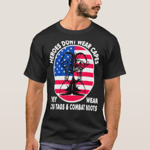 Camiseta Los héroes no llevan gorras llevan banderas de per