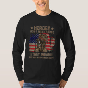 Camiseta Los héroes no llevan gorras, usan bandejas de perr