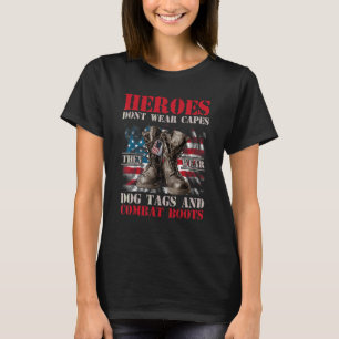 Camiseta Los héroes no usan mayúsculas y llevan banderas de