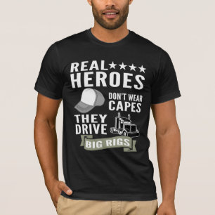 Camiseta Los héroes reales no usan mayúsculas conducen gran