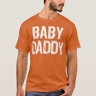 Camiseta Los hombres beben papi el día del nuevo regalo gra