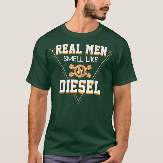 Camiseta Los hombres de verdad huelen como diesel divertido (Anverso)
