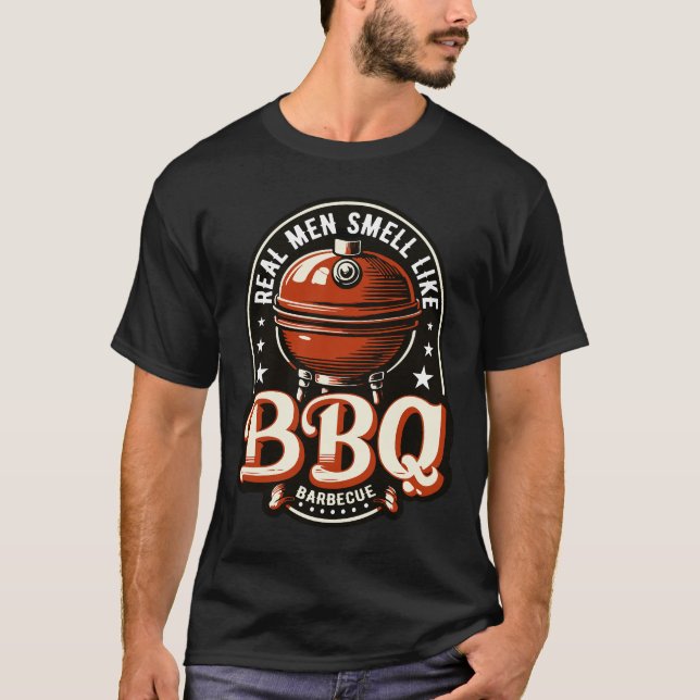 Camiseta Los Hombres De Verdad Huelen Como La Parrilla Barb (Anverso)