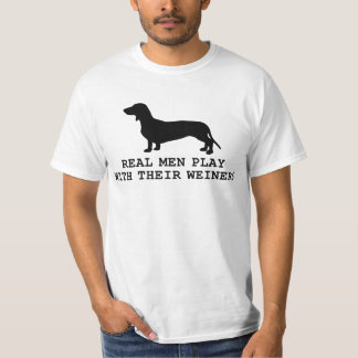 Camiseta Los Hombres De Verdad Juegan Con Sus Weiners Diver