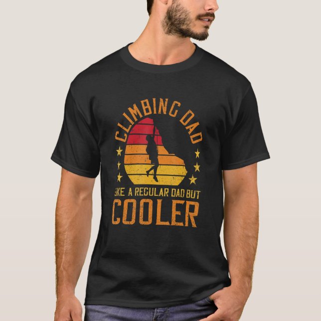 Camiseta Los Hombres Escalando A Papá Como Un Papá Regular  (Anverso)
