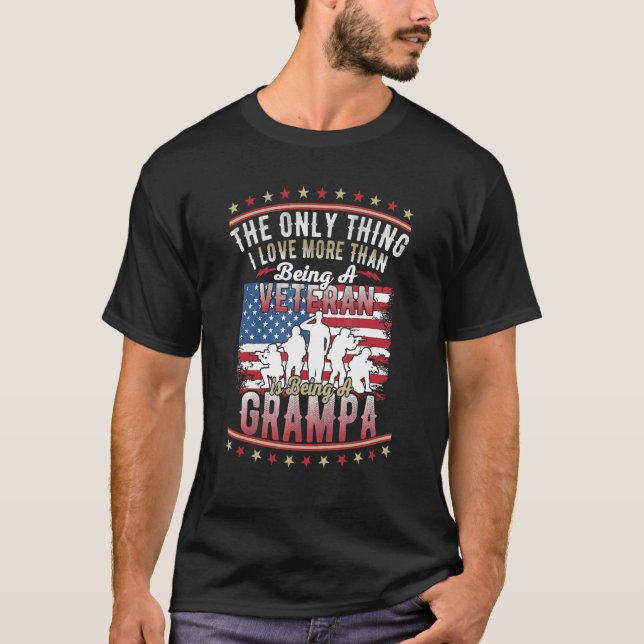 Camiseta Los Hombres Están Orgullosos De Que Amemos Más Que (Anverso)