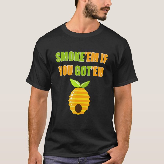 Camiseta Los Hombres Fuman Si Tienes A Em Beekeeper Apiarie (Anverso)