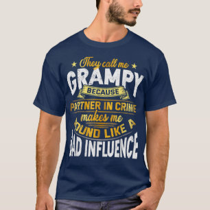 Camiseta Los Hombres Me Llaman Grampy Porque Me Asocian En