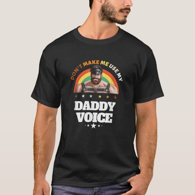 Camiseta Los hombres no me hacen usar a mi papá Voz Gay Fun (Anverso)