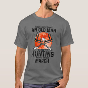 Camiseta Los hombres nunca subestiman a un anciano que ama 