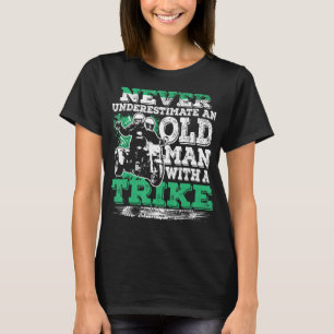 Camiseta Los Hombres Nunca Subestiman A Un Viejo Con Un Tri