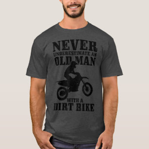 Camiseta Los Hombres Nunca Subestiman A Un Viejo En Bicicle