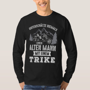 Camiseta Los Hombres Nunca Subestiman A Un Viejo En Un Tric
