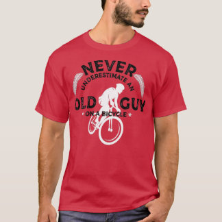 Camiseta Los Hombres Nunca Subestiman A Un Viejo En Una Bic