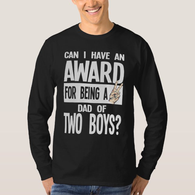 Camiseta Los Hombres Pueden Tener Un Premio Por Ser Papá De (Anverso)
