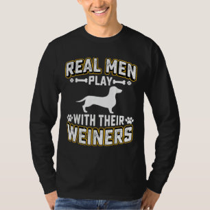 Camiseta Los Hombres Reales Juegan Con El Cachorro De Wiene