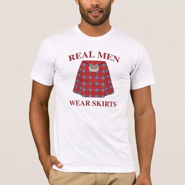 Camiseta Los Hombres Reales Usan Faldas (Anverso)