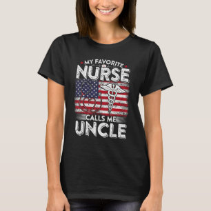 Camiseta Los hombres retro mi enfermera favorita me llama t