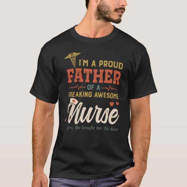 Camiseta Los Hombres Soy Un Orgulloso Padre De Una Impresio (Anverso)