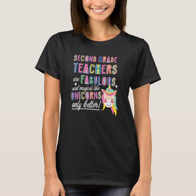 Camiseta Los Maestros De 2º Grado Son Fabulosos Mágicos Com (Anverso)