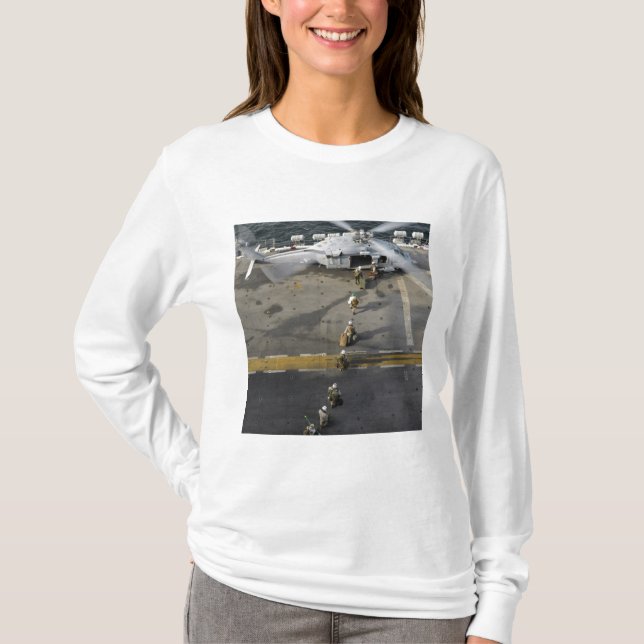 Camiseta Los marines se preparan para abordar el vuelo MH-6 (Anverso)