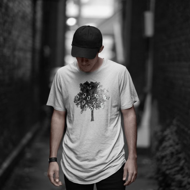 Camiseta Los muertos tienen gusto de mí árbol del asiento (Subido por el creador)