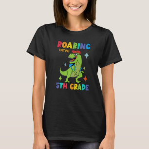 Camiseta Los niños Rex de 5º grado de dinosaurio de vuelta