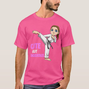 Camiseta Los niños son un Chica de karate curado pero pelig