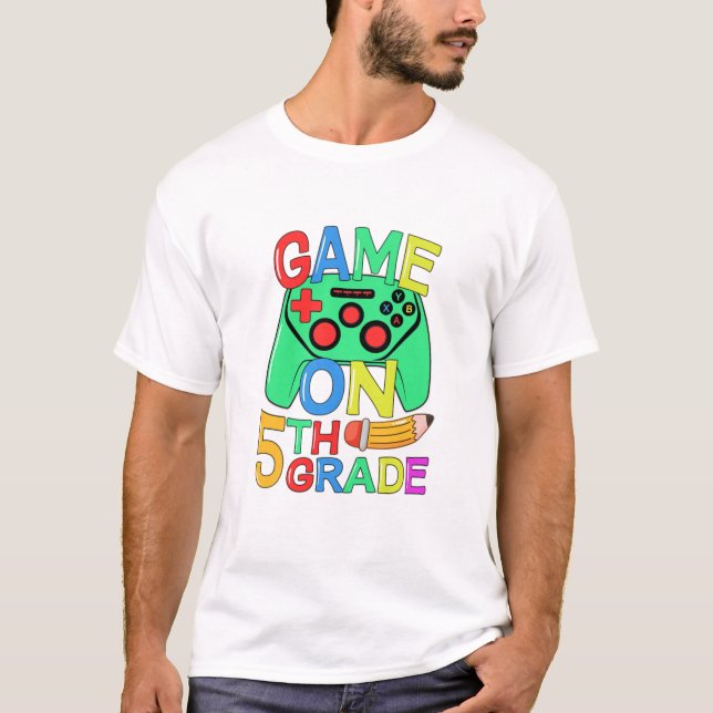 Camiseta Los Niños Volvieron Al Videojuego De 5º Grado En L (Anverso)