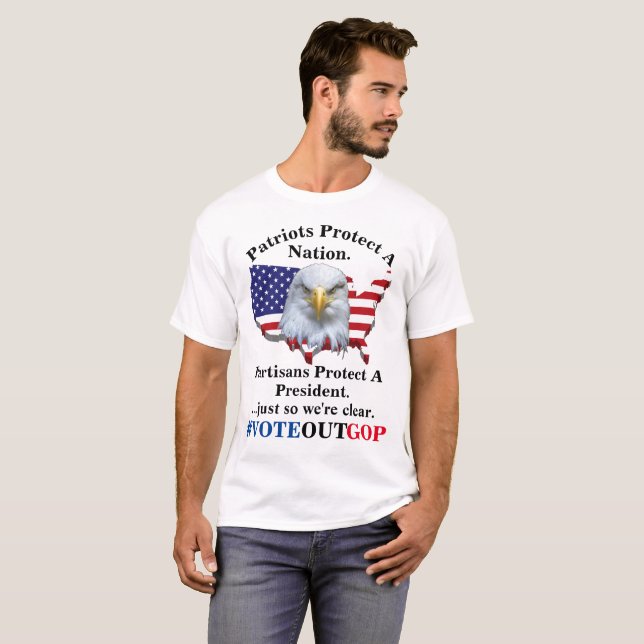 Camiseta Los Patriotas Protegen A Una Nación......Los parti (Anverso completo)