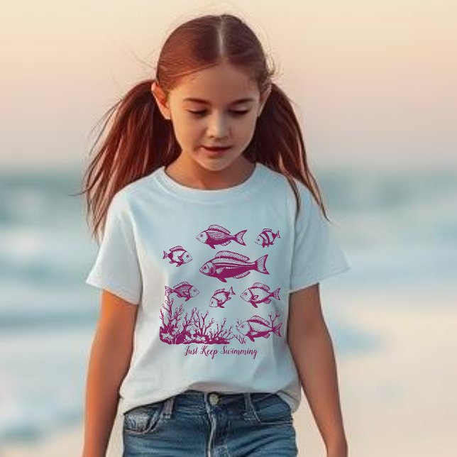Camiseta Los Peces Simplemente Siguen Nadando (Fishes Under Water Fisherman Style Trend Just Keep Swimming Pink)