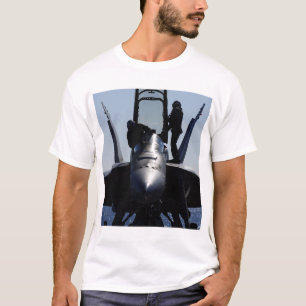 Camiseta Los pilotos conducen una inspección prevuela