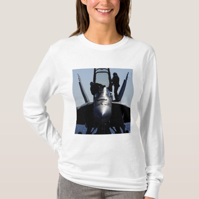 Camiseta Los pilotos realizan una inspección previa al vuel (Anverso)