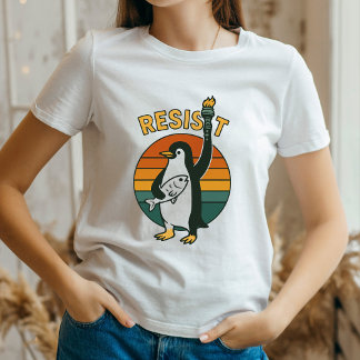 Camiseta Los pingüinos se reSISTEN A las camisas, los pingü