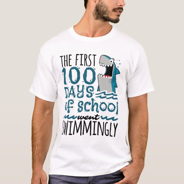 Camiseta Los primeros 100 días de clases fueron un tiburón  (Anverso)